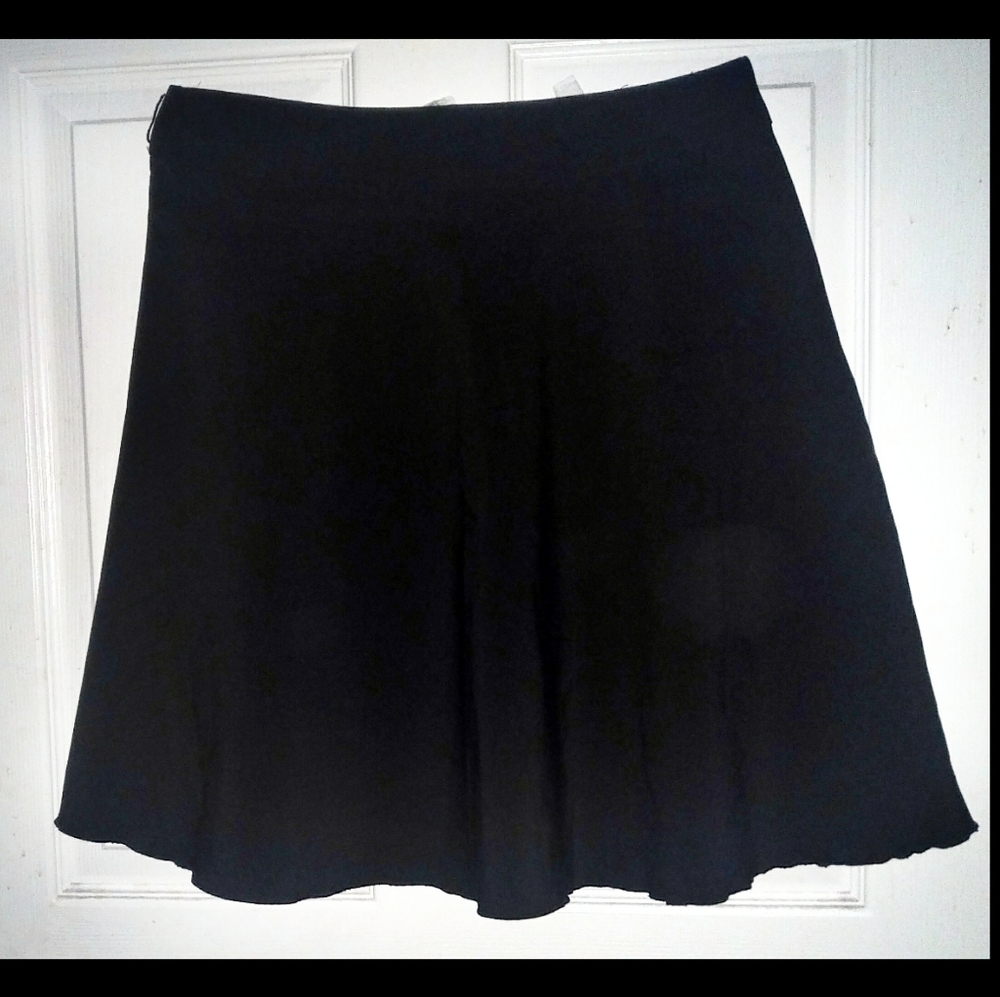 🌷2-4-7 Black A-line Skirt Sz 9 NWOT - Picture 4 of 5